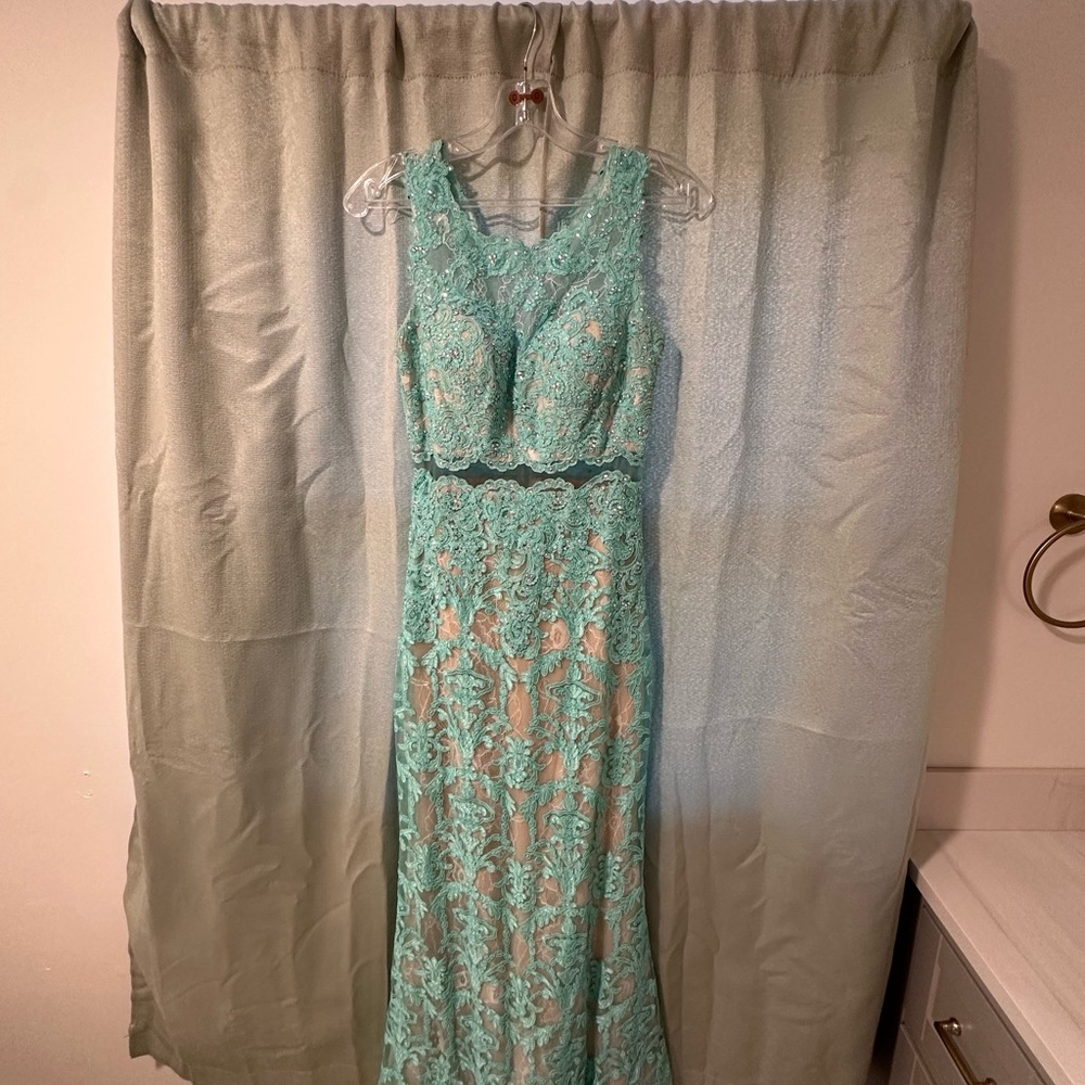 prom dress - special occasions dress - floor length